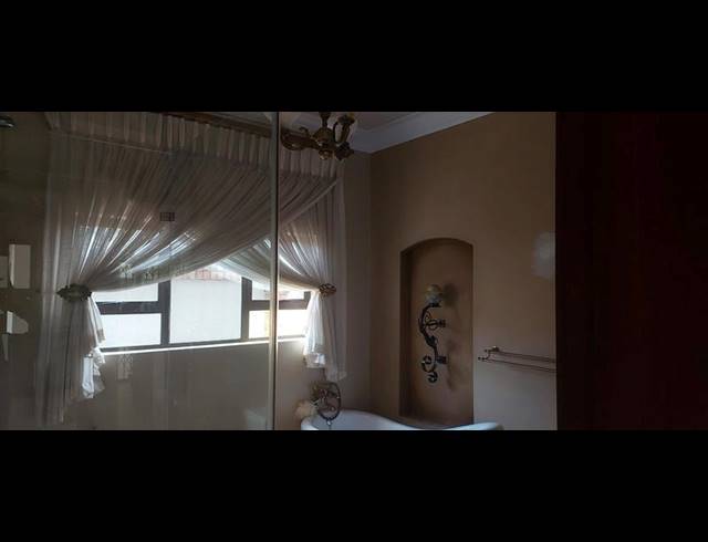 3 BEDROOM HOUSE FOR SALE IN SONNEVELD